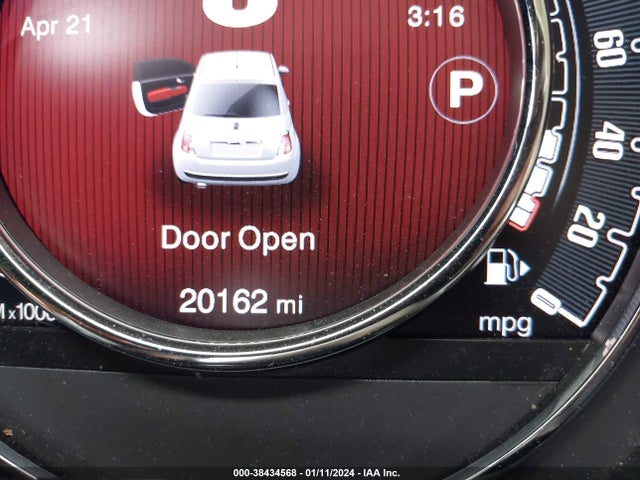 2017 FIAT 500 3C3CFFKR2HT586374 Photo 6