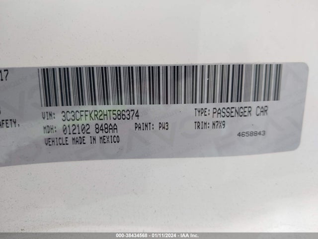 2017 FIAT 500 3C3CFFKR2HT586374 Photo 8