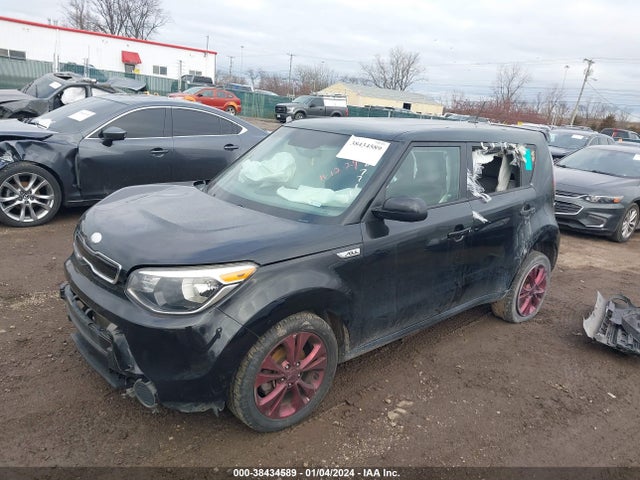 KIA SOUL + 2015 KNDJP3A54F7128771 Image 2