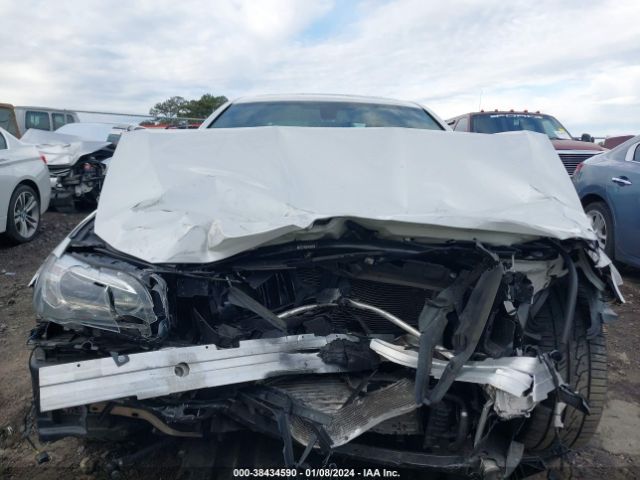 WBA5A5C5XED509811 BMW 528I