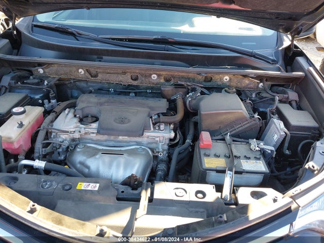 Toyota RAV4 LE 2018 JTMZFREV0JJ751979 Image 10
