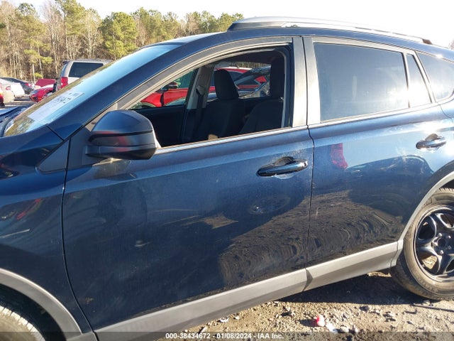 Toyota RAV4 LE 2018 JTMZFREV0JJ751979 Image 15