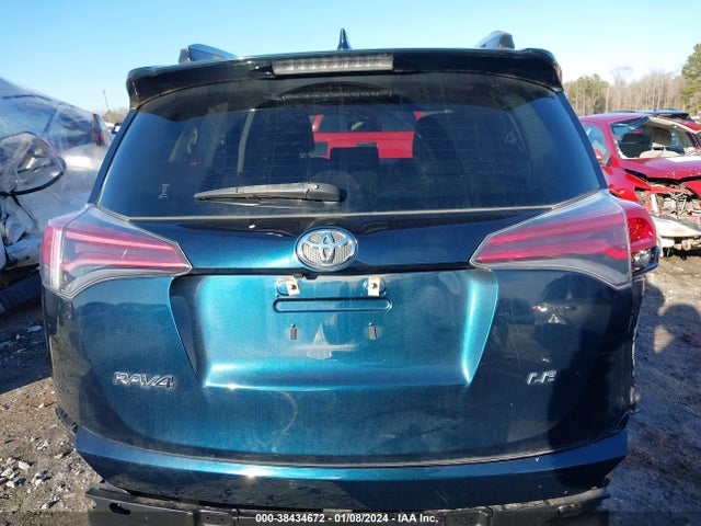 Toyota RAV4 LE 2018 JTMZFREV0JJ751979 Image 17