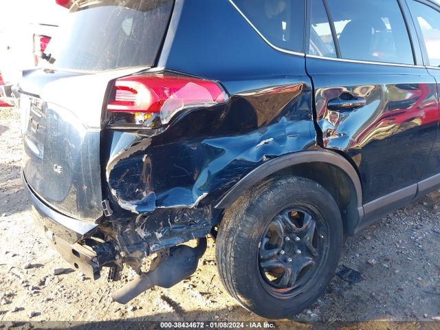Toyota RAV4 LE 2018 JTMZFREV0JJ751979 Image 6
