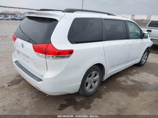 2012 TOYOTA SIENNA LE V6 8 PASSENGER VIN: 5TDKK3DC6CS276404