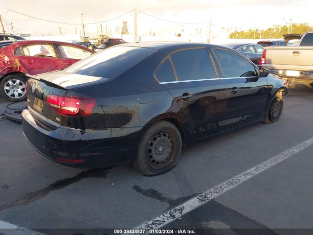3VW2B7AJXHM282222 Volkswagen Jetta 1.4t S