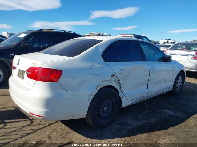 2013 VOLKSWAGEN JETTA 2.0L S VIN: 3VW2K7AJ2DM420877