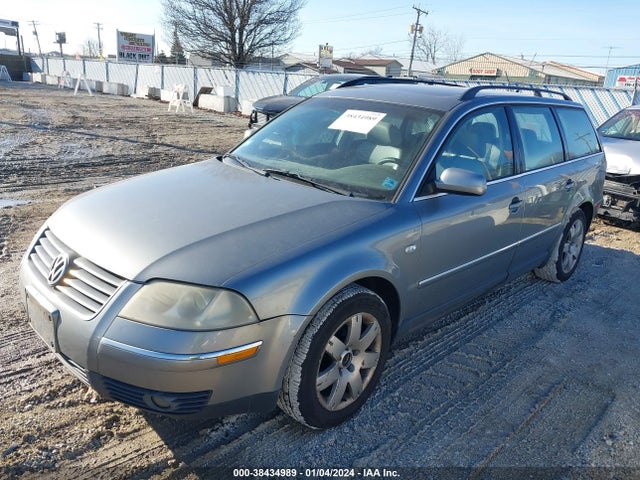 2002 VOLKSWAGEN PASSAT GLX VIN: WVWWH63B72E006533