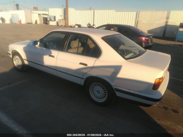 1989 BMW 525 WBAHC2302K2082982 Photo 2