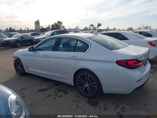 WBA13AG03MCF82185 BMW 530e