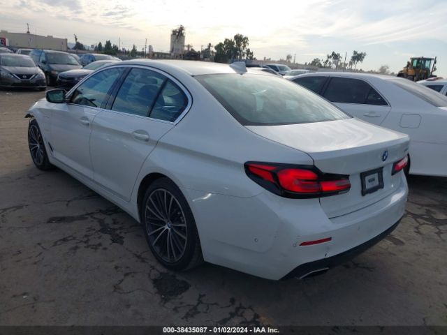 WBA13AG03MCF82185 BMW 530e