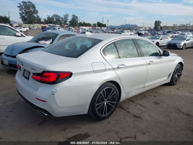 WBA13AG03MCF82185 BMW 530e