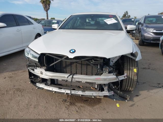 WBA13AG03MCF82185 BMW 530e