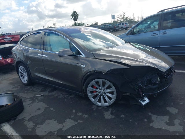 Tesla Model X 60d/p100d/p90d 2016 5YJXCAE40GFS00542 Image 1