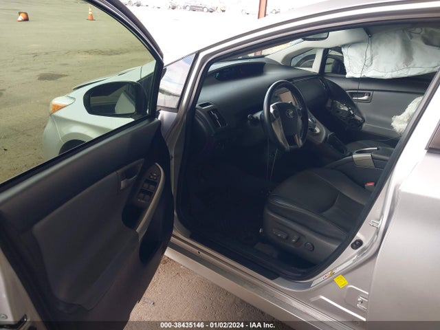 2015 TOYOTA PRIUS FOUR VIN: JTDKN3DUXF1968795