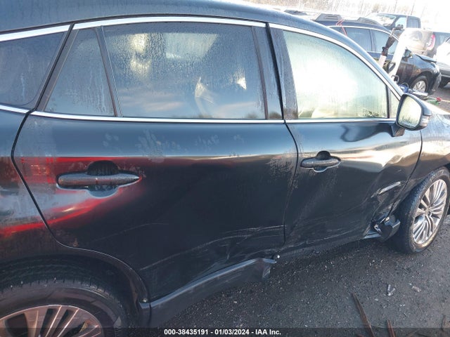 Toyota Venza Limited 2022 JTEAAAAH1NJ087805 Image 13
