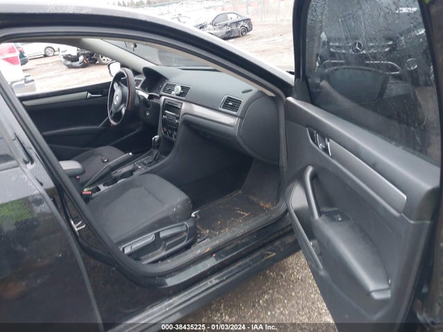 2014 VOLKSWAGEN PASSAT 1.8T S VIN: 1VWAT7A33EC075338