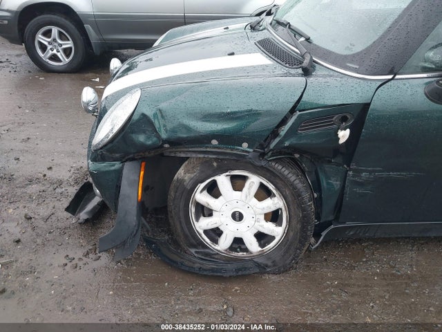 2003 MINI COOPER HARDTOP WMWRC33463TE19939 Photo 5