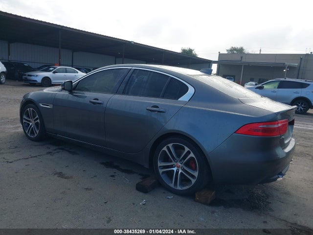 2017 JAGUAR XE SAJAD4BV9HA965603 Photo 2