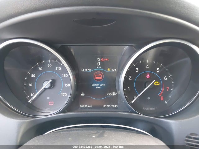 2017 JAGUAR XE SAJAD4BV9HA965603 Photo 6