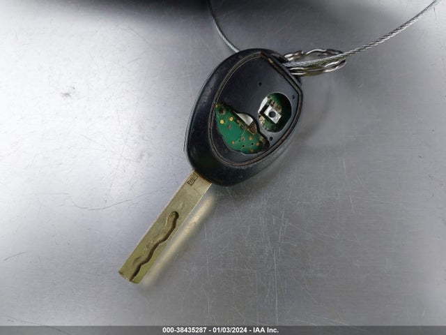 2003 MINI COOPER HARDTOP WMWRC33473TC47534 Photo 10