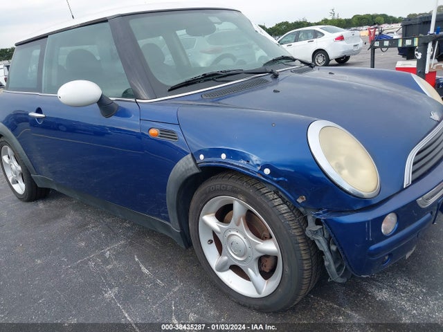 2003 MINI COOPER HARDTOP WMWRC33473TC47534 Photo 5