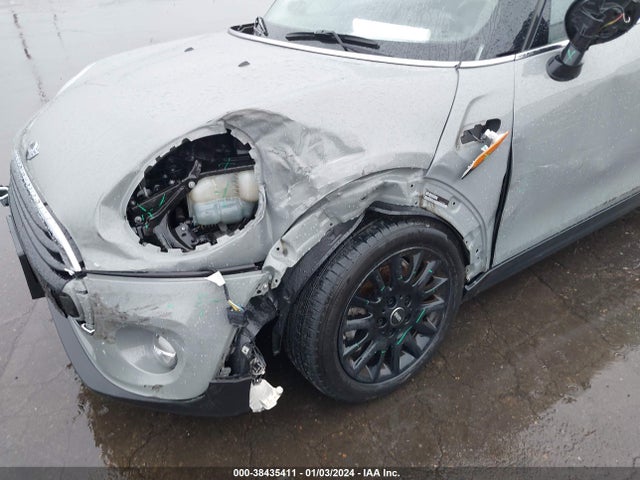 2018 MINI HARDTOP WMWXU1C55J2F79959 Photo 5
