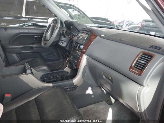 2007 HONDA PILOT EX-L VIN: 5FNYF285X7B014223