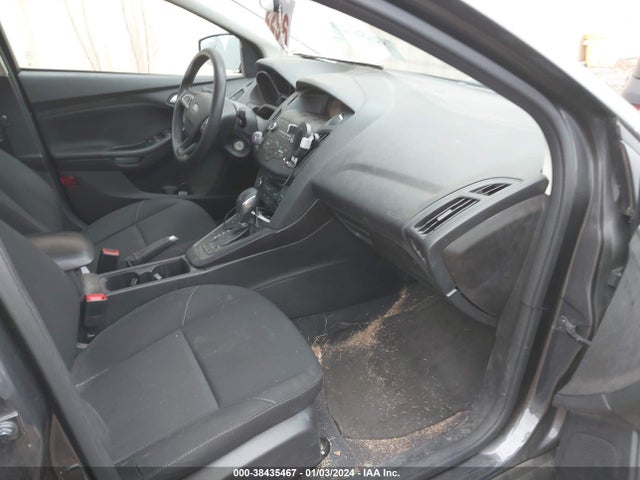 2018 FORD FOCUS SE VIN: 1FADP3FE5JL275063