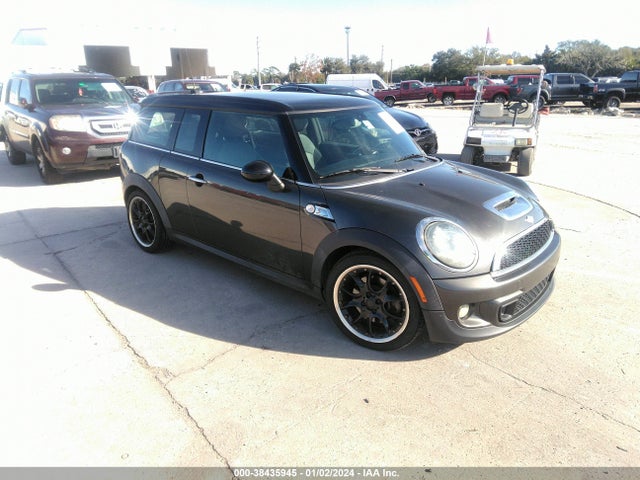 2011 MINI COOPER S CLUBMAN WMWZG3C5XBTY35789 Photo 0