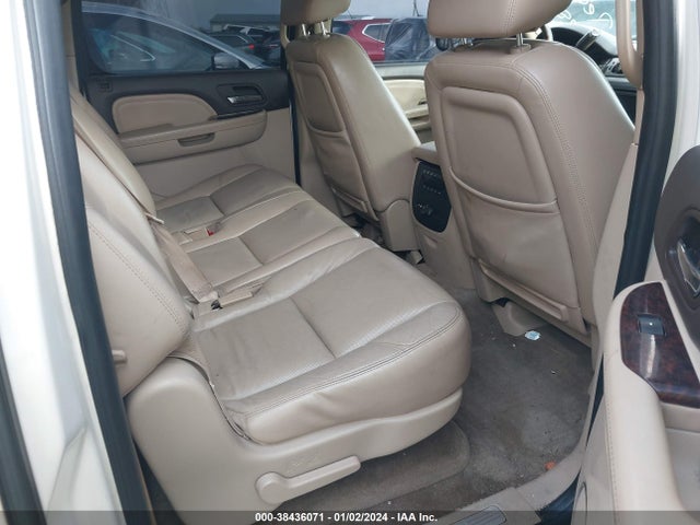 2009 GMC YUKON XL 1500 DENALI VIN: 1GKFK06299R253439