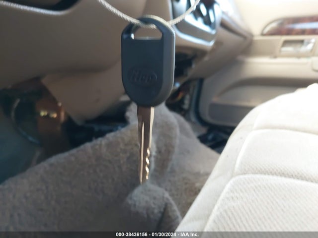 2005 MERCURY GRAND MARQUIS GS VIN: 2MEFM74W35X667044