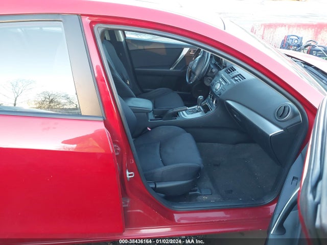 2011 MAZDA MAZDA3 S SPORT VIN: JM1BL1U65B1427160