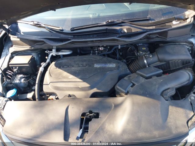 5FNRL6H91JB006607 Honda Odyssey Elite