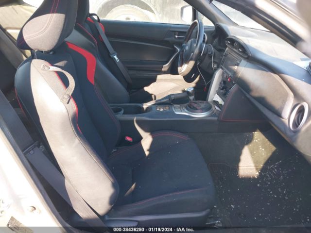 JF1ZNAA11E8709699 Scion FR-S
