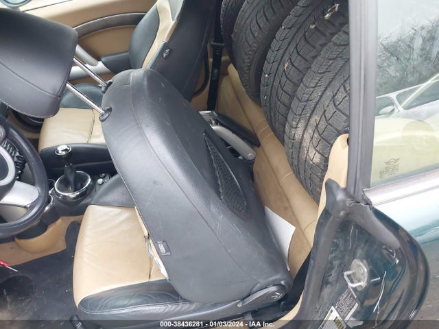 2006 MINI COOPER S WMWRH33536TJ43005 Photo 7