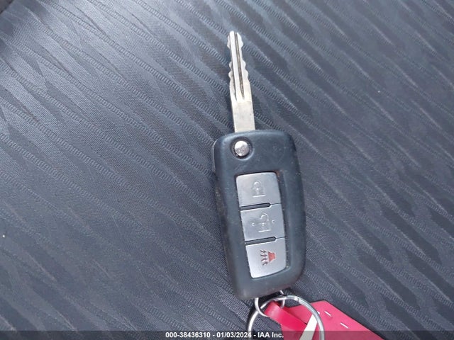 Nissan ROGUE S 2017 JN8AT2MT1HW149557 Image 11