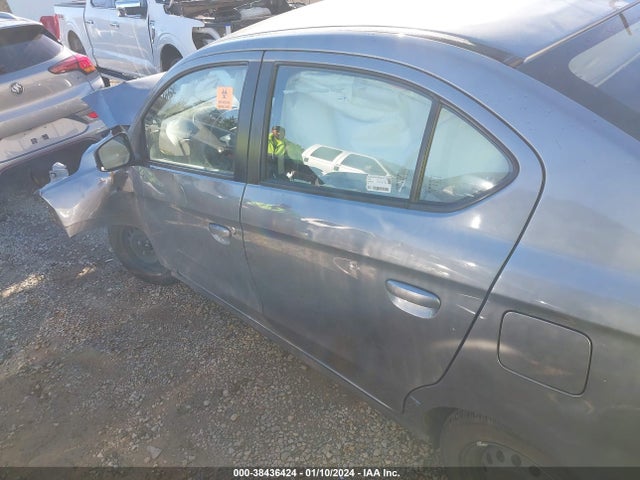 Mitsubishi Mirage G4 Black Edition/es/le 2023 ML32FUFJ5PHF01109 Image 15