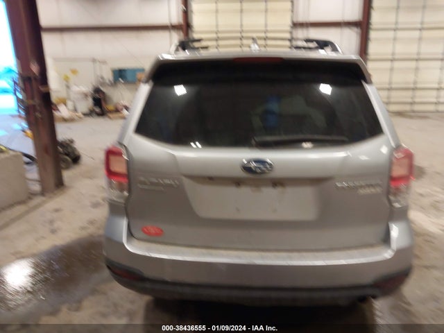 Subaru Forester 2.5i Premium 2017 JF2SJAEC5HH801388 Image 16