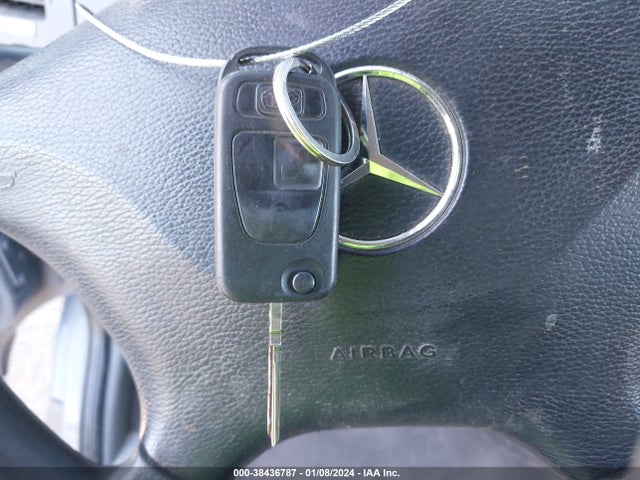 WD3PE7CD4JP630808 Mercedes-Benz Sprinter 2500 Standard Roof V6