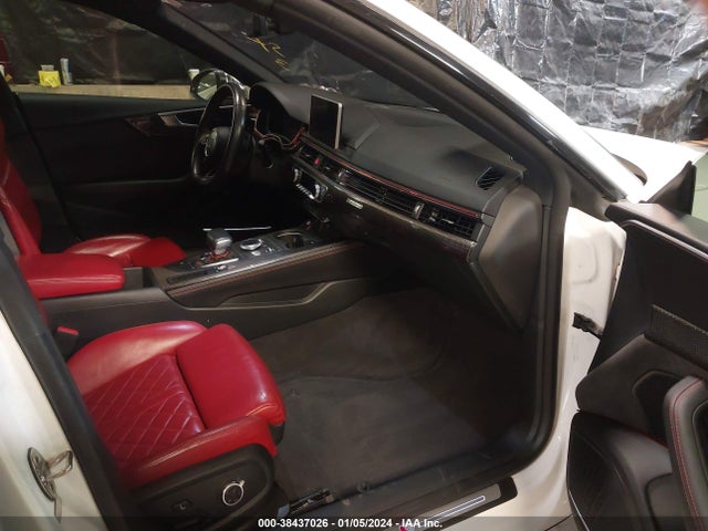 WAUC4CF58JA053706 Audi S5 3.0t Premium Plus