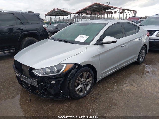Hyundai Elantra Value Edition 2017 5NPD84LF6HH205256 Image 2