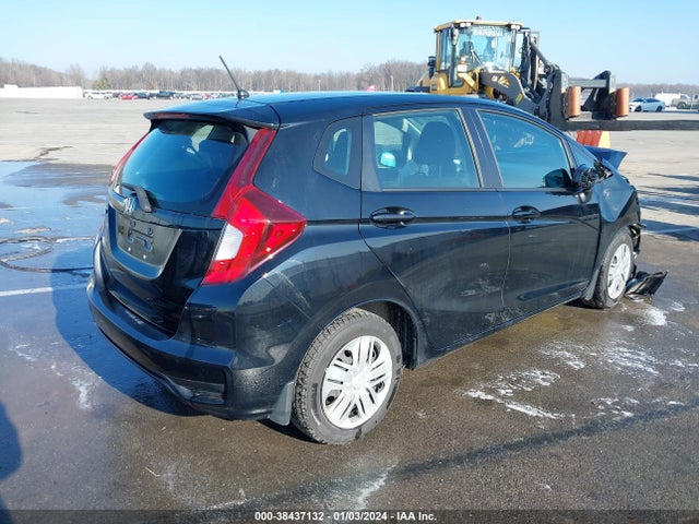 Honda FIT LX 2019 3HGGK5H42KM753558 Image 4
