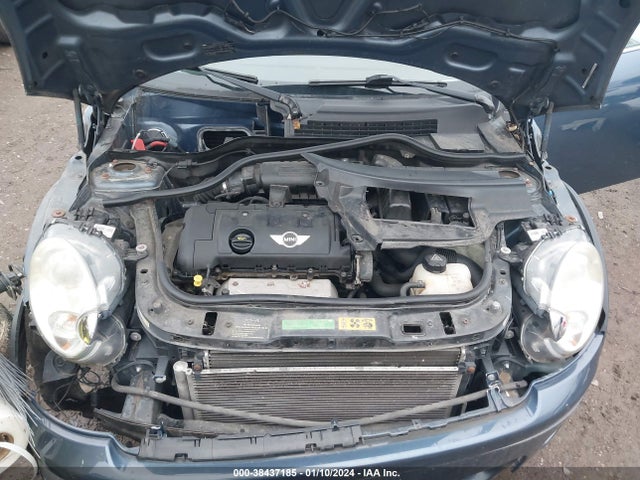 2010 MINI COOPER WMWMF3C53ATU76877 Photo 9