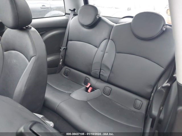 2010 MINI COOPER WMWMF3C53ATU76877 Photo 7
