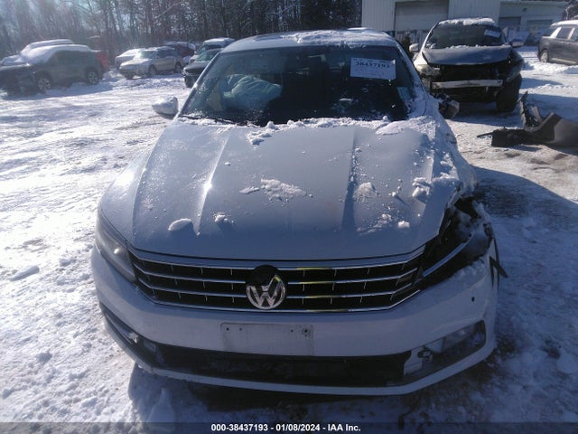 2018 VOLKSWAGEN PASSAT 2.0T SE VIN: 1VWBA7A32JC023686