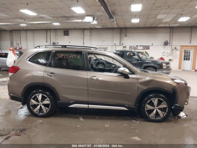 JF2SKAWC9KH503882 Subaru Forester Touring