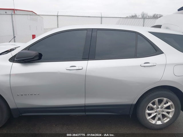 Chevrolet EQUINOX LS 2018 2GNAXREV6J6218419 Image 14