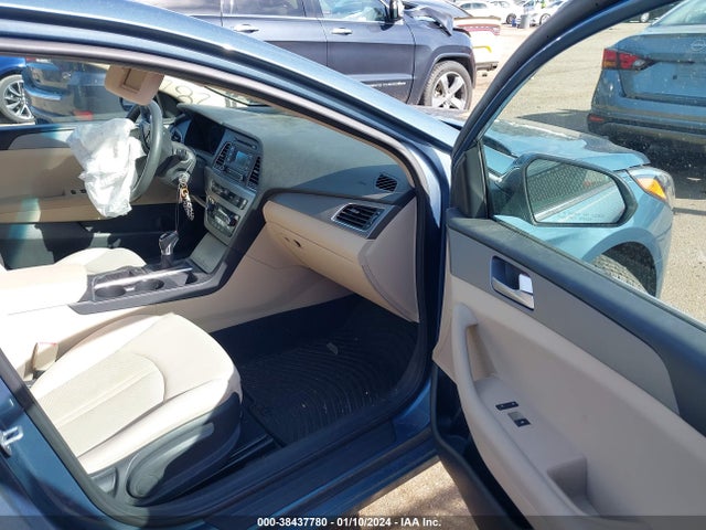 Hyundai SONATA 2017 5NPE24AF4HH595816 Image 5
