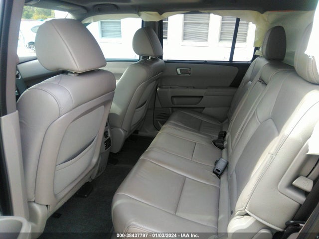 Honda Pilot Touring 2015 5FNYF4H99FB062888 Image 8
